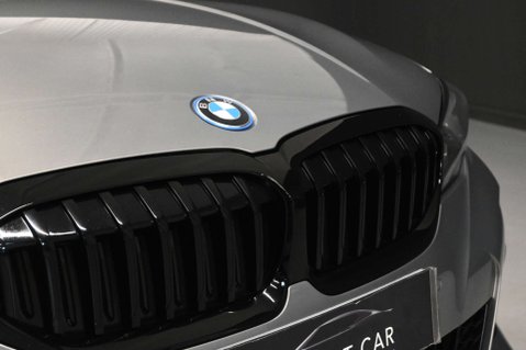 BMW 3 Series 2.0 330e M Sport Professional Edition Auto 5dr 15