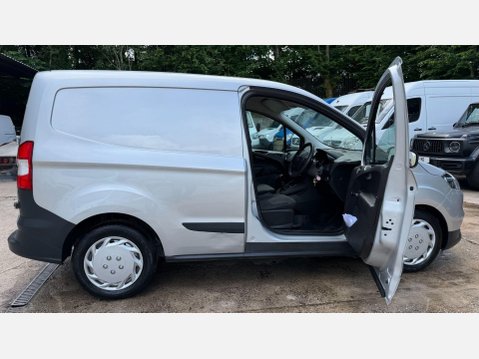 Ford Transit Courier 1.5 TDCi Panel Van 5dr Diesel Manual L1 Euro 6 (SLD) (75 ps) 8