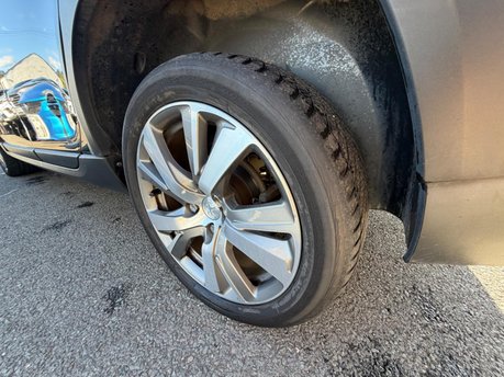 Peugeot 2008 PURETECH S/S ALLURE PREMIUM 10