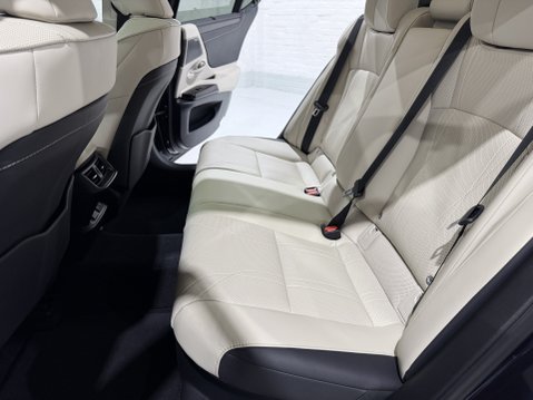 Lexus Es 300H TAKUMI 47