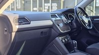 Volkswagen Tiguan 2.0 TDI SE Navigation SUV 5dr Diesel DSG Euro 6 (s/s) (150 ps) 12