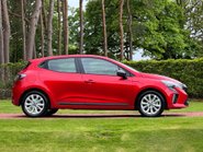Renault Clio EVOLUTION E-TECH 11