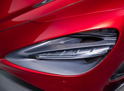 McLaren 765LT Spider 43