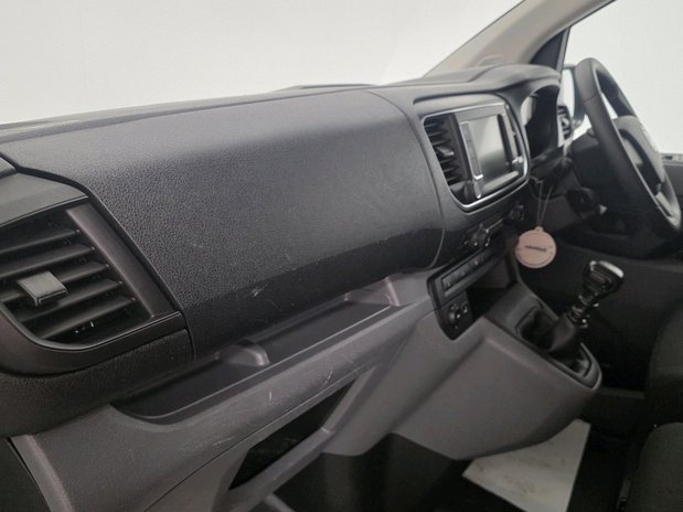 Vauxhall Vivaro Vauxhall Vivaro L2 Diesel 2900 1.5d 100ps Dynamic H1 Van 17