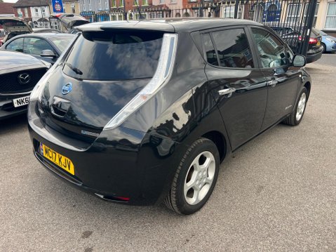 Nissan LEAF 30kWh Acenta Auto 5dr 5