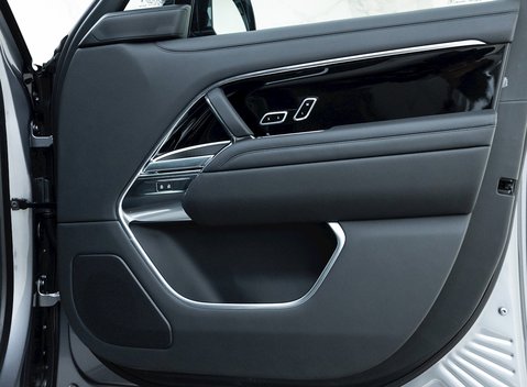 Land Rover Range Rover P530 Autobiography 22