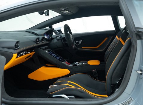 Lamborghini Huracan Tecnica 15