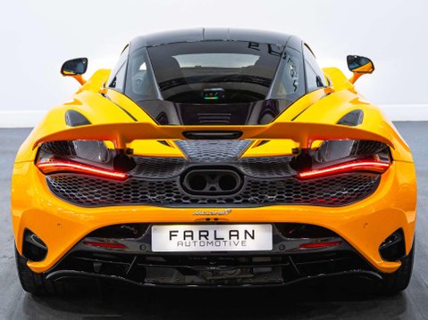 McLaren 750 4.0T V8 Coupe 2dr Petrol SSG Euro 6 (s/s) (750 ps) 35