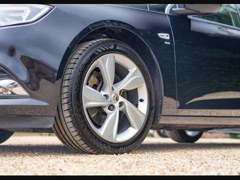 Vauxhall Insignia 2.0 Insignia SRi Nav TD Auto 5dr 29