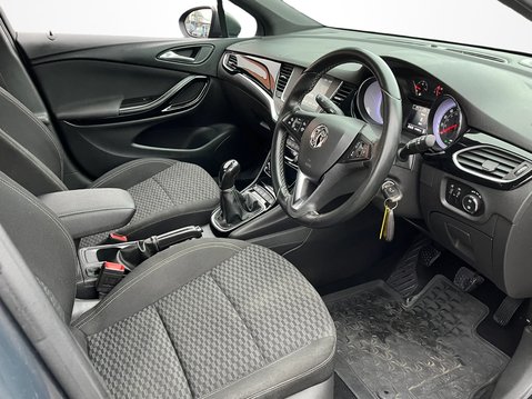 Vauxhall Astra 1.6 CDTi 16V 136 SRi 5dr 15