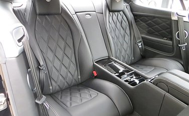 Bentley Continental GT Speed 11