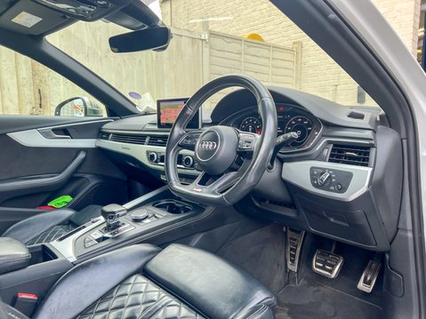 Audi S4 3.0 TFSI V6 5dr Petrol Tiptronic Quattro Euro 6 (s/s) (354 ps) 18