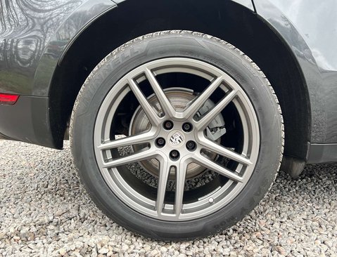 Porsche Macan 3.0 Macan S Semi-Auto 4WD 5dr 10