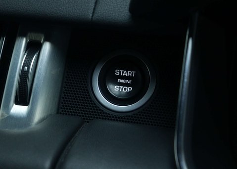 Land Rover Range Rover 3.0 Range Rover Vogue SDV6 Auto 4WD 5dr 46