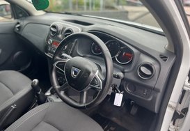 Dacia Logan ESSENTIAL 1.0 TCE ESTATE 19