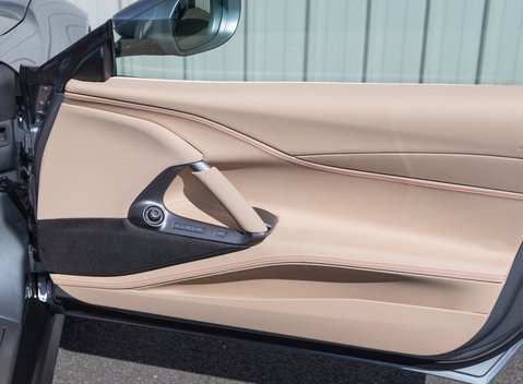 Ferrari 812 Superfast 18