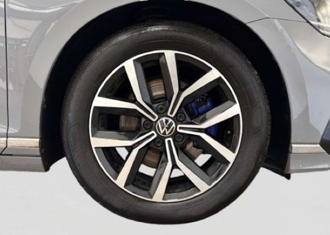 Volkswagen Passat 1.4 TSI 13kWh GTE Estate 5dr Petrol Plug-in Hybrid DSG Euro 6 (s/s) (218 ps 12