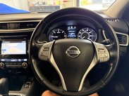 Nissan Qashqai 1.6 dCi Tekna SUV 5dr Diesel XTRON 2WD Euro 5 (s/s) (130 ps) 21