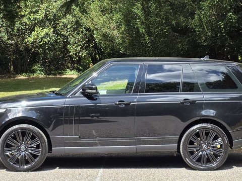 Land Rover Range Rover 3.0 Range Rover Vogue TDV6 Auto 4WD 5dr 37