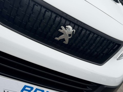 Peugeot Expert 1.5 BlueHDi 1000 Professional Premium Standard Panel Van 6dr Diesel Manual 12