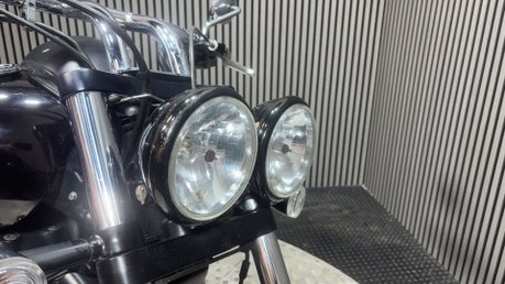 Triumph Thunderbird STORM 2011 35K 3 OWNERS BIG CC TWIN CRUISER SISSY BAR 32