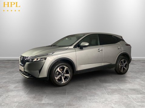 Nissan Qashqai 1.3 DIG-T MHEV N-Connecta SUV 5dr Petrol Hybrid XTRON Euro 6 (s/s) (158 ps) 5