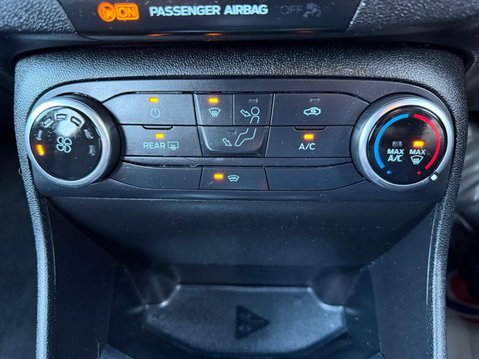 Ford Fiesta 1.0T EcoBoost ST-Line Euro 6 (s/s) 5dr 23