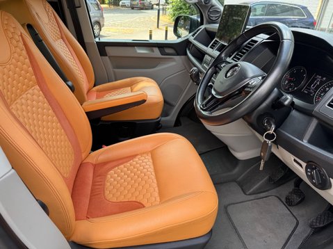 Volkswagen Transporter T32 TDI KOMBI HIGHLINE 4MOTION BMT 13