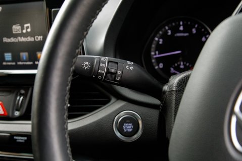 Hyundai i30 T-GDI FASTBACK N LINE PLUS NAV 17