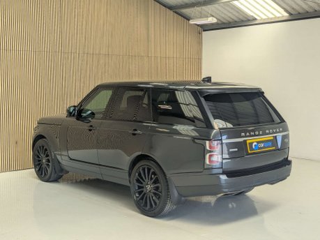 Land Rover Range Rover 3.0 Range Rover Vogue TDV6 Auto 4WD 5dr 22