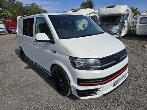 Volkswagen Campervan 6