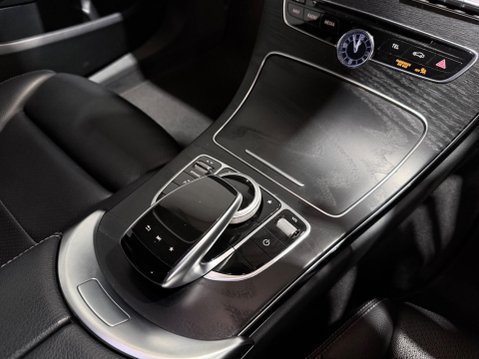 Mercedes-Benz C Class 2.1 C250d AMG Line (Premium Plus) G-Tronic+ Euro 6 (s/s) 5dr 27