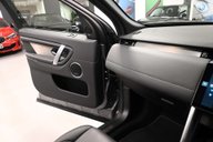 Land Rover Discovery Sport 2.0 Discovery Sport Dynamic SE D MHEV Auto 4WD 5dr 66