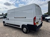 Peugeot Boxer LWB L3H2 Medium Roof Professional Premium Plus 335 10