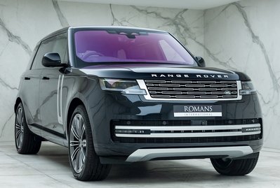 Land Rover Range Rover P530 Autobiography LWB