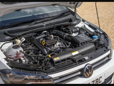 Volkswagen Polo 1.0 Polo Active TSi Semi-Auto 5dr 41