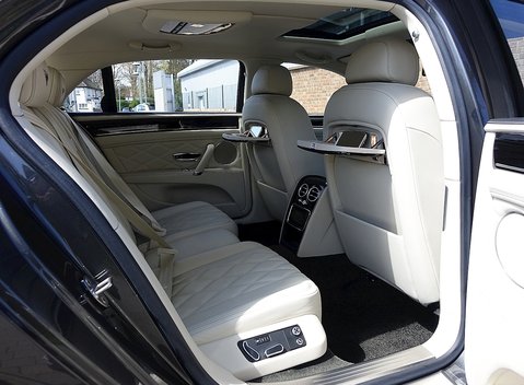 Bentley Flying Spur W12 Mulliner 16