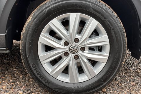 Volkswagen Crafter CR35 L2 H1 Mwb Lr 177 ps Tdi Trendline DSG Panel Van 33