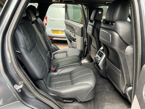Land Rover Range Rover Sport 4.4 SD V8 Autobiography Dynamic Auto 4WD Euro 6 (s/s) 5dr 18