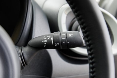 Toyota Aygo X VVT-I EDGE 13