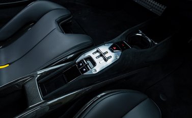 Ferrari SF90 ASSETTO FIORANO 18
