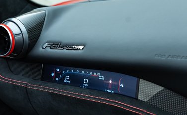 Ferrari F8 Spider 16