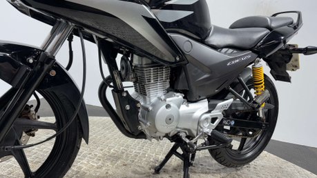 Honda CBF125 CBF 125 2011 10K NEW MOT 125CC LEARNER BIKE VERY CLEAN 18