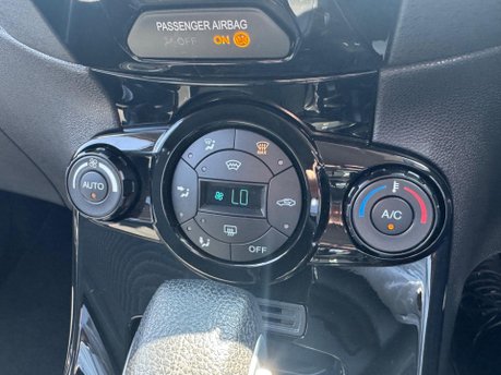 Ford Fiesta 1.6 Titanium Powershift Euro 5 5dr 32