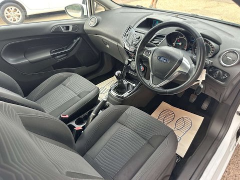 Ford Fiesta 1.2 Fiesta Zetec 3dr 2