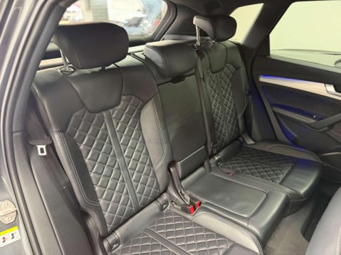 Audi SQ5 3.0 TFSI V6 SUV 5dr Petrol Tiptronic quattro Euro 6 (s/s) (354 ps) 34