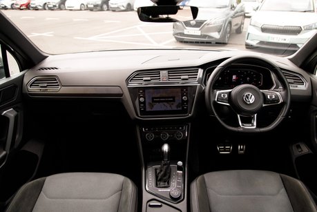 Volkswagen Tiguan R-LINE TECH TDI 4MOTION DSG