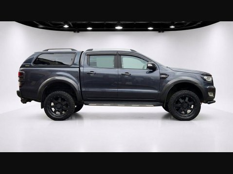 Ford Ranger WILDTRAK 4X4 DCB TDCI 9