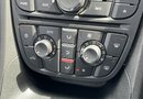 Vauxhall Meriva 1.4T 16V SE 5dr 32