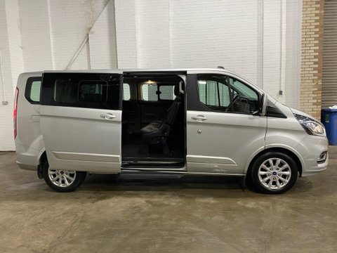 Ford Tourneo Custom 320 TITANIUM L2 ECOBLUE 3
